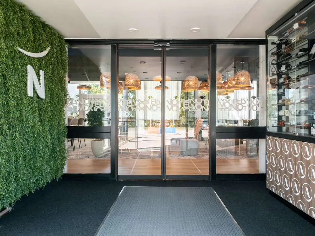 Novotel - Chartres 3