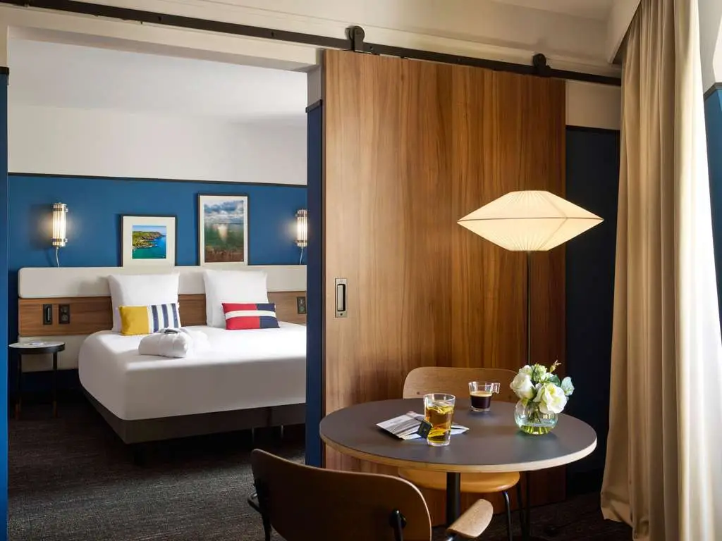 Mercure Caen Centre Port de Plaisance 3