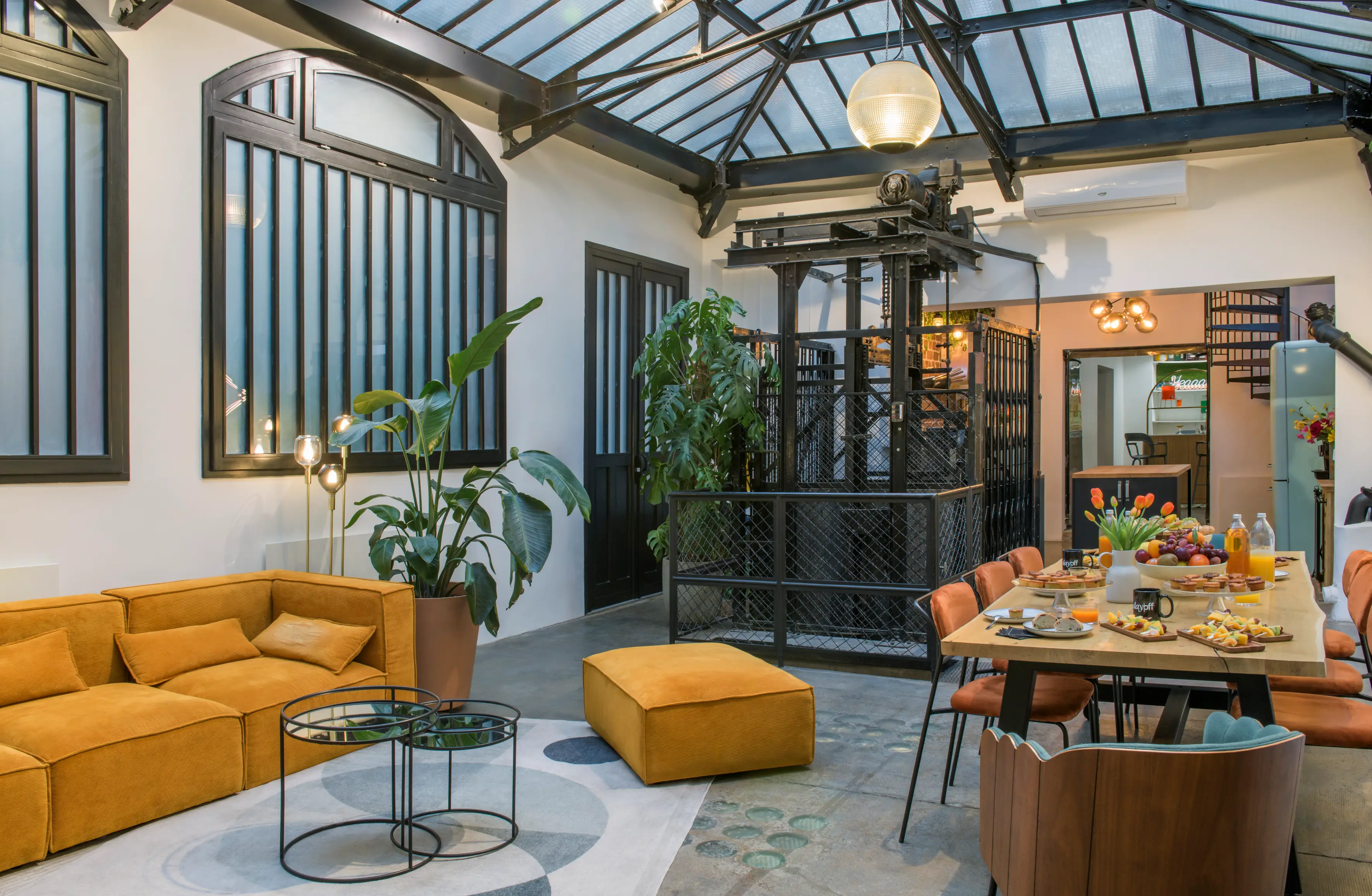 DAYOFF L'Usine 19