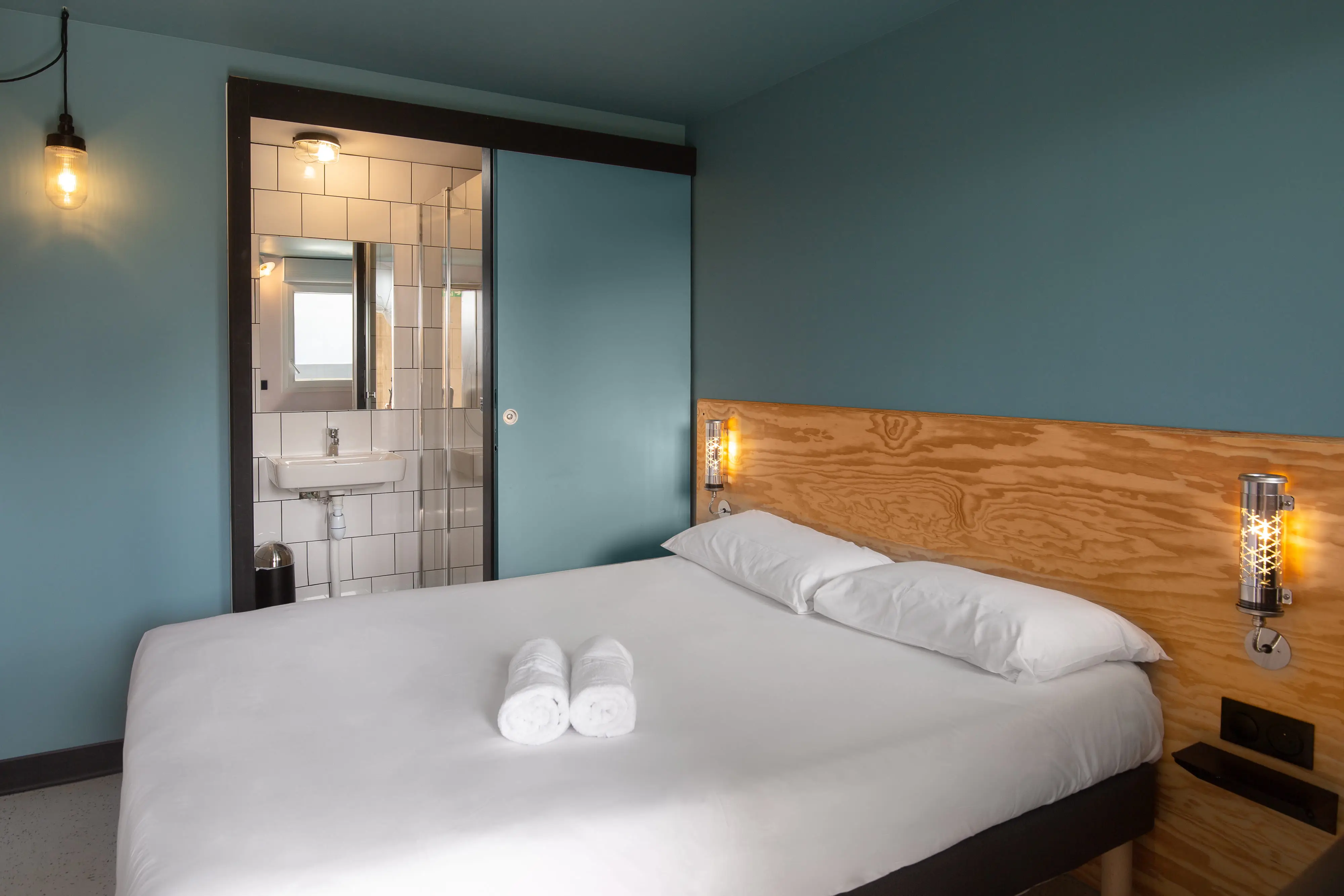 Eklo Hotel Clermont-Ferrand Centre Gare 9