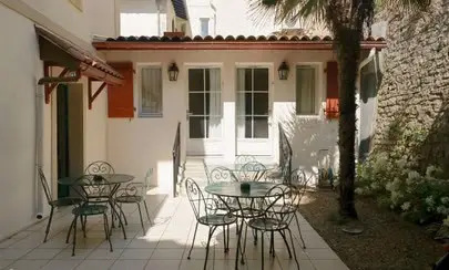 ALFRED HOTELS - Biarritz Les Halles *** 14