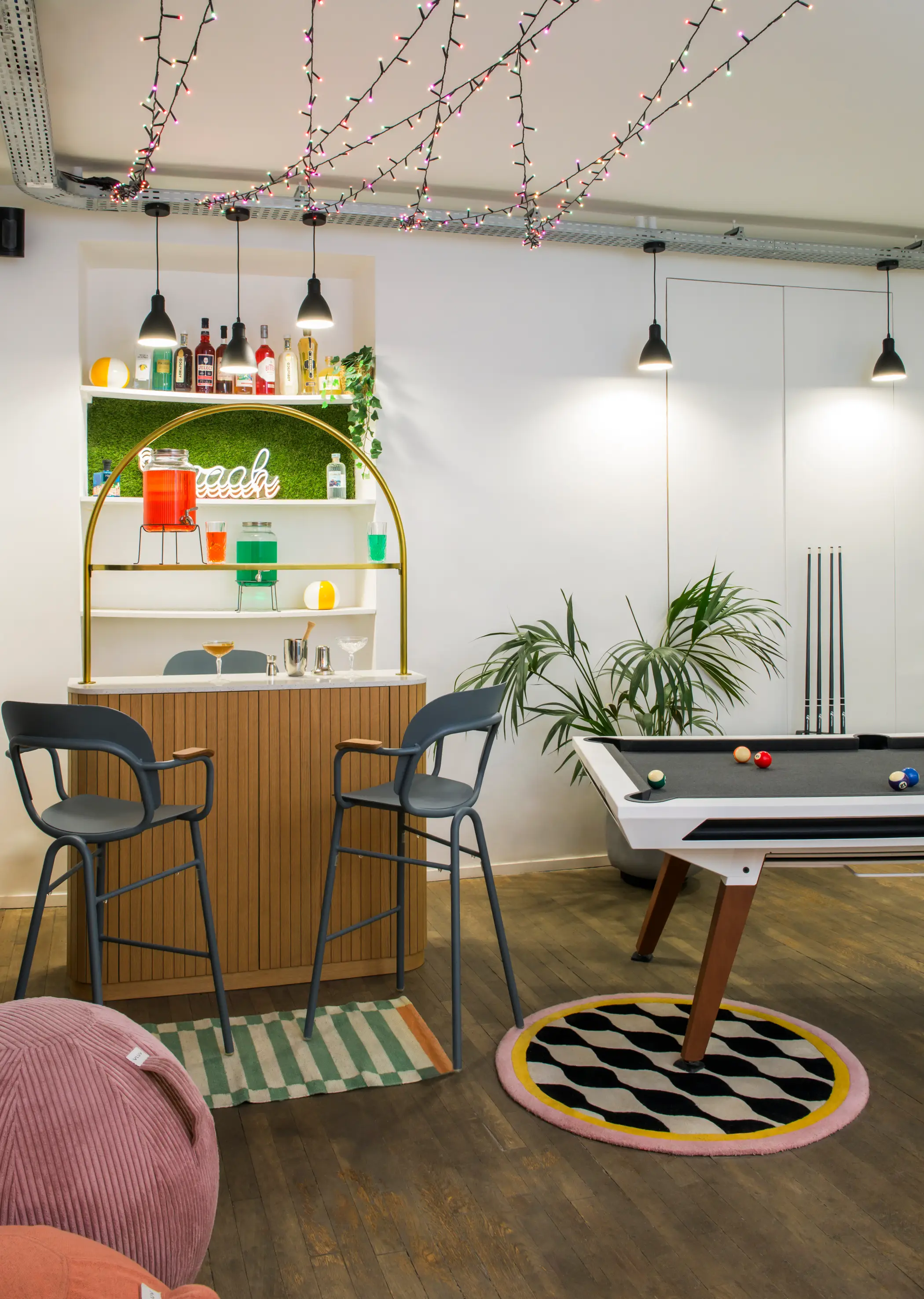 DAYOFF L'Usine 33