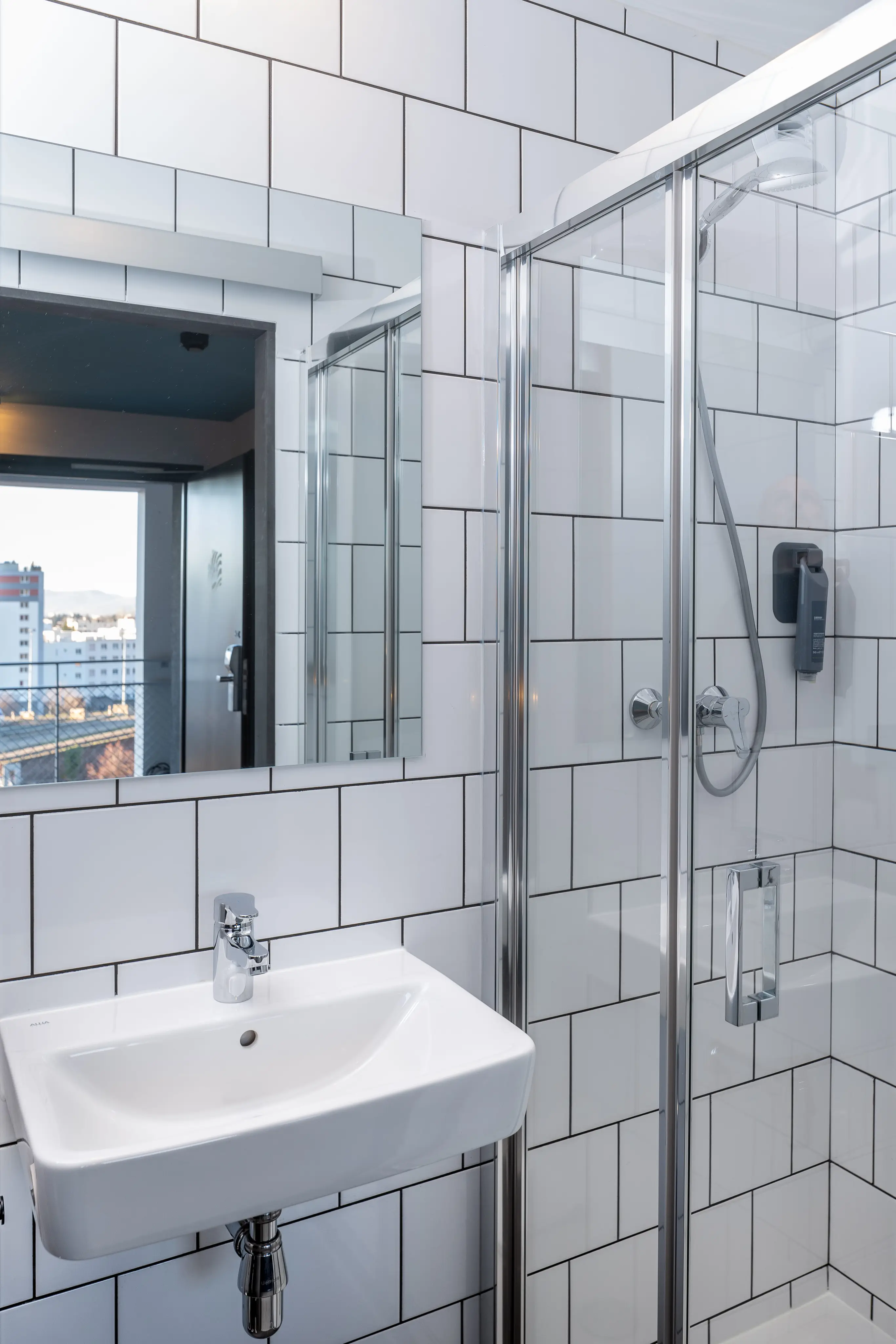 Eklo Hotel Clermont-Ferrand Centre Gare 12