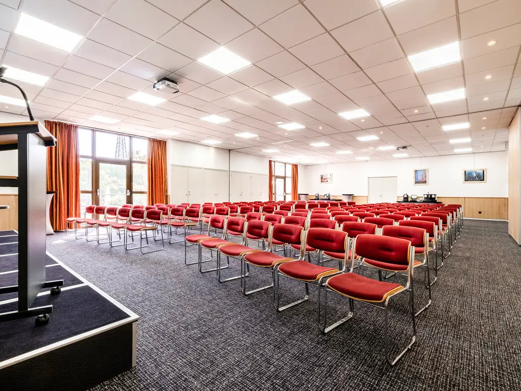 Mercure Tours Sud 6