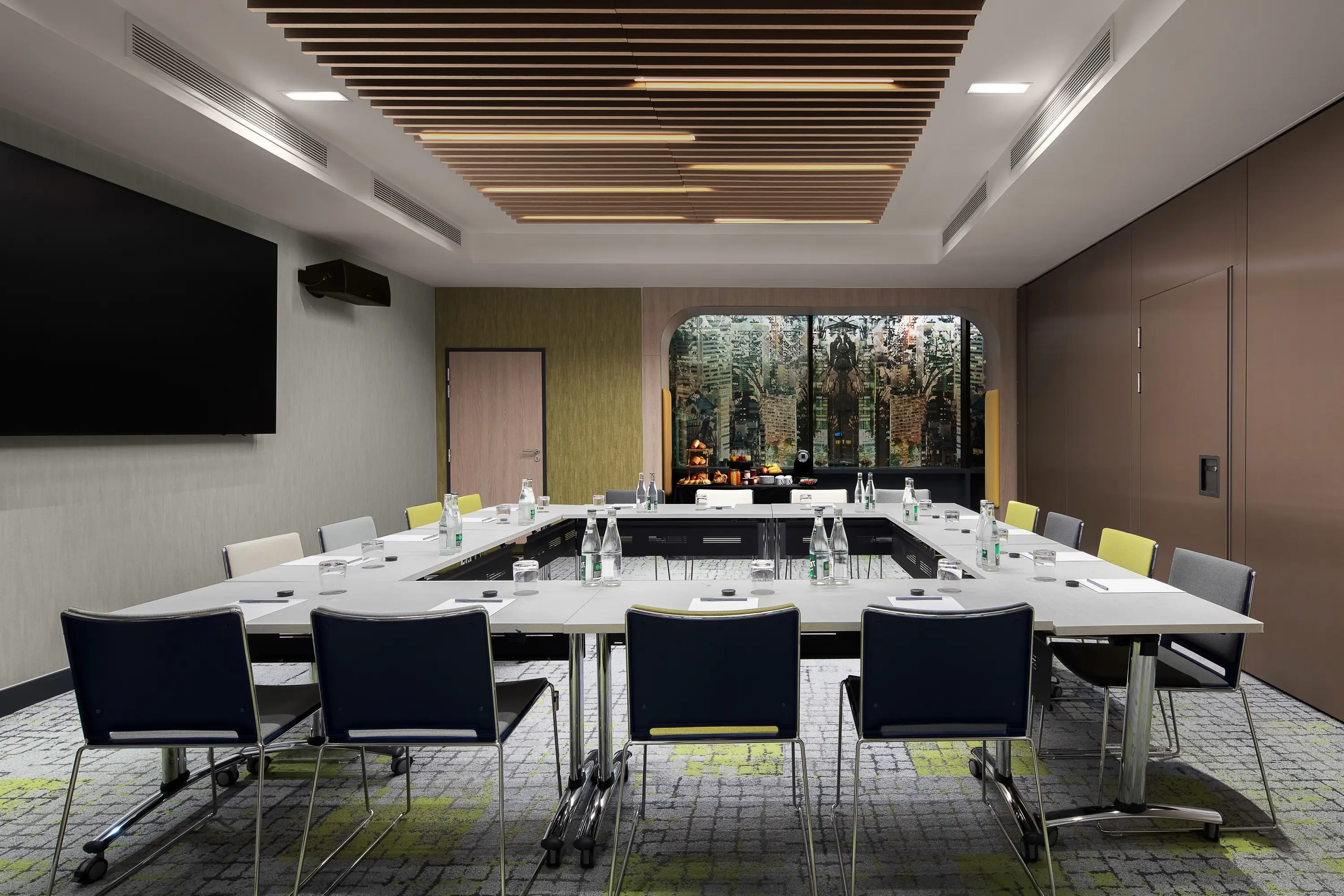 Courtyard by Marriott Paris Porte de Versailles 17