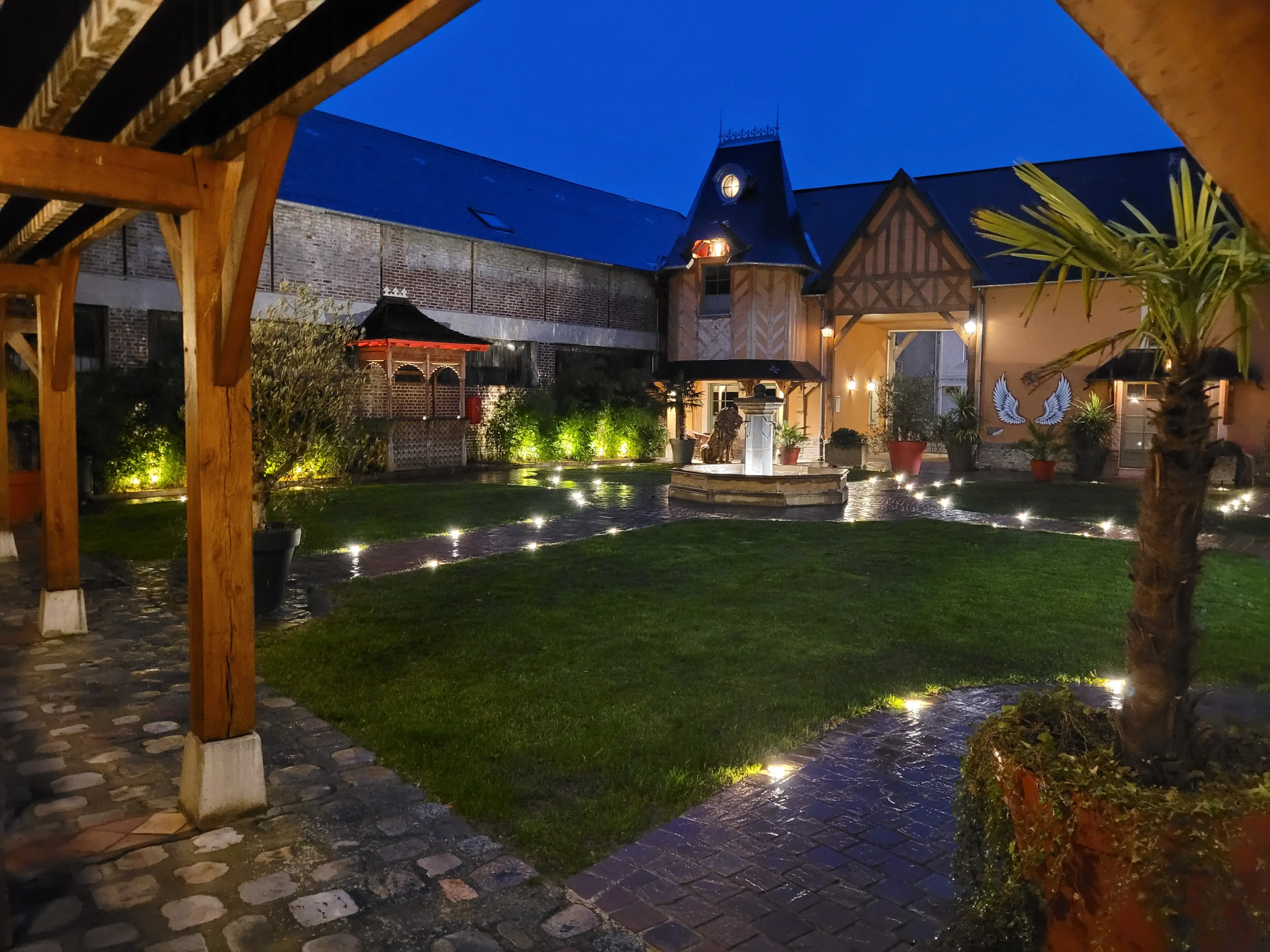 Hôtel et Spa Le Lion d'Or 9