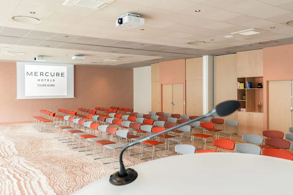 Mercure Tours Nord 8