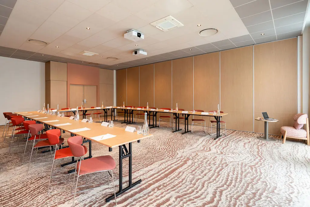 Mercure Tours Nord 33