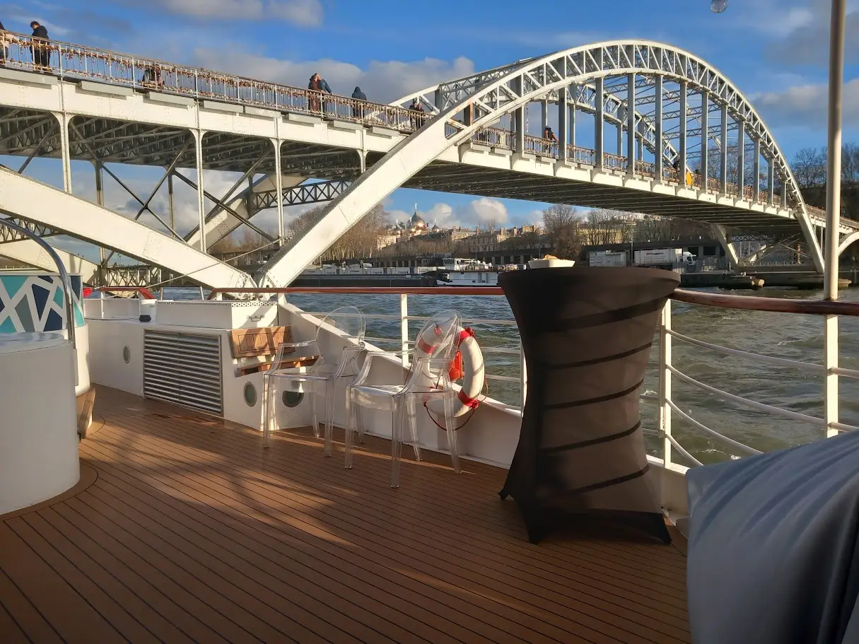 Le Yacht Joséphine 8