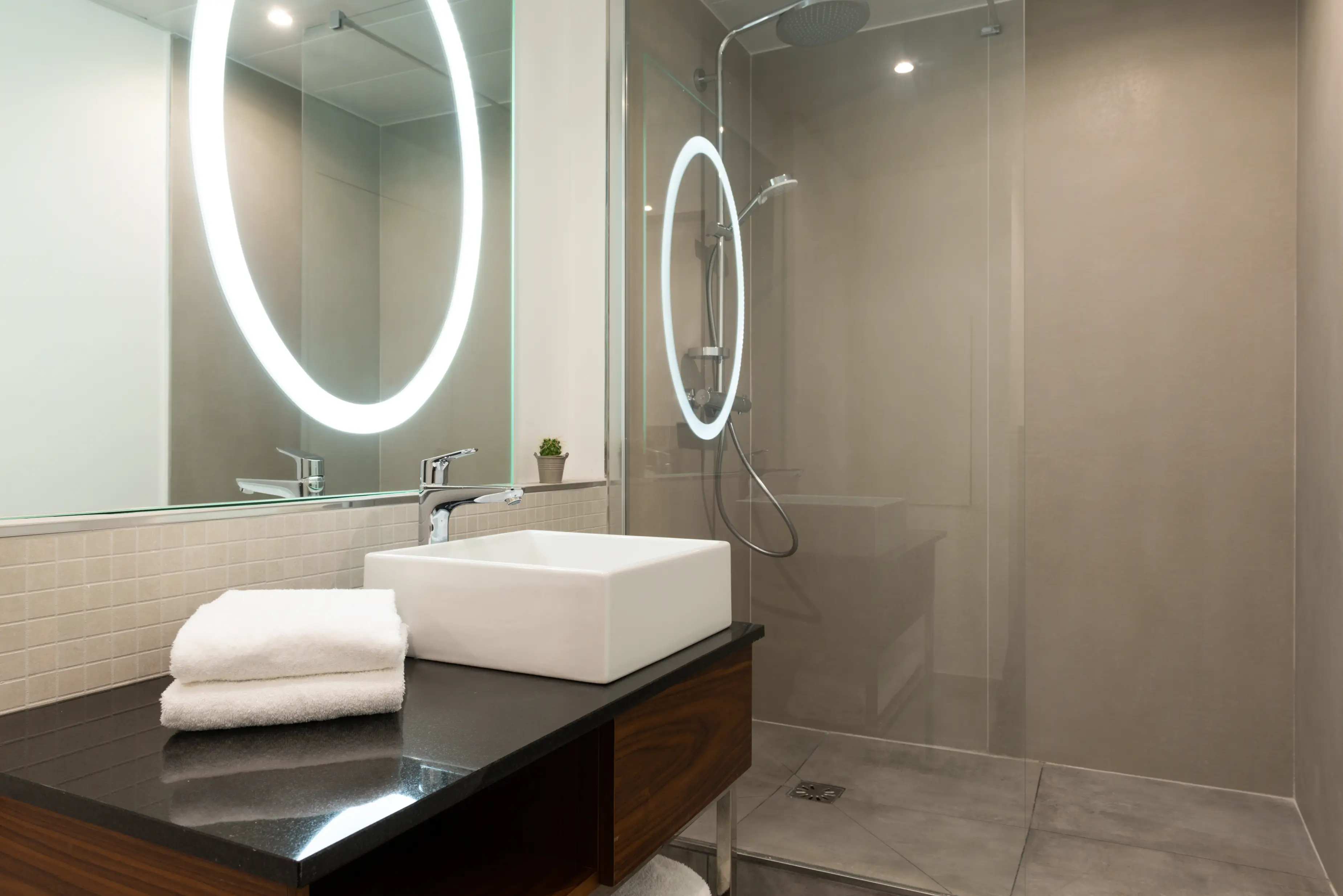 Crowne Plaza Paris République 10