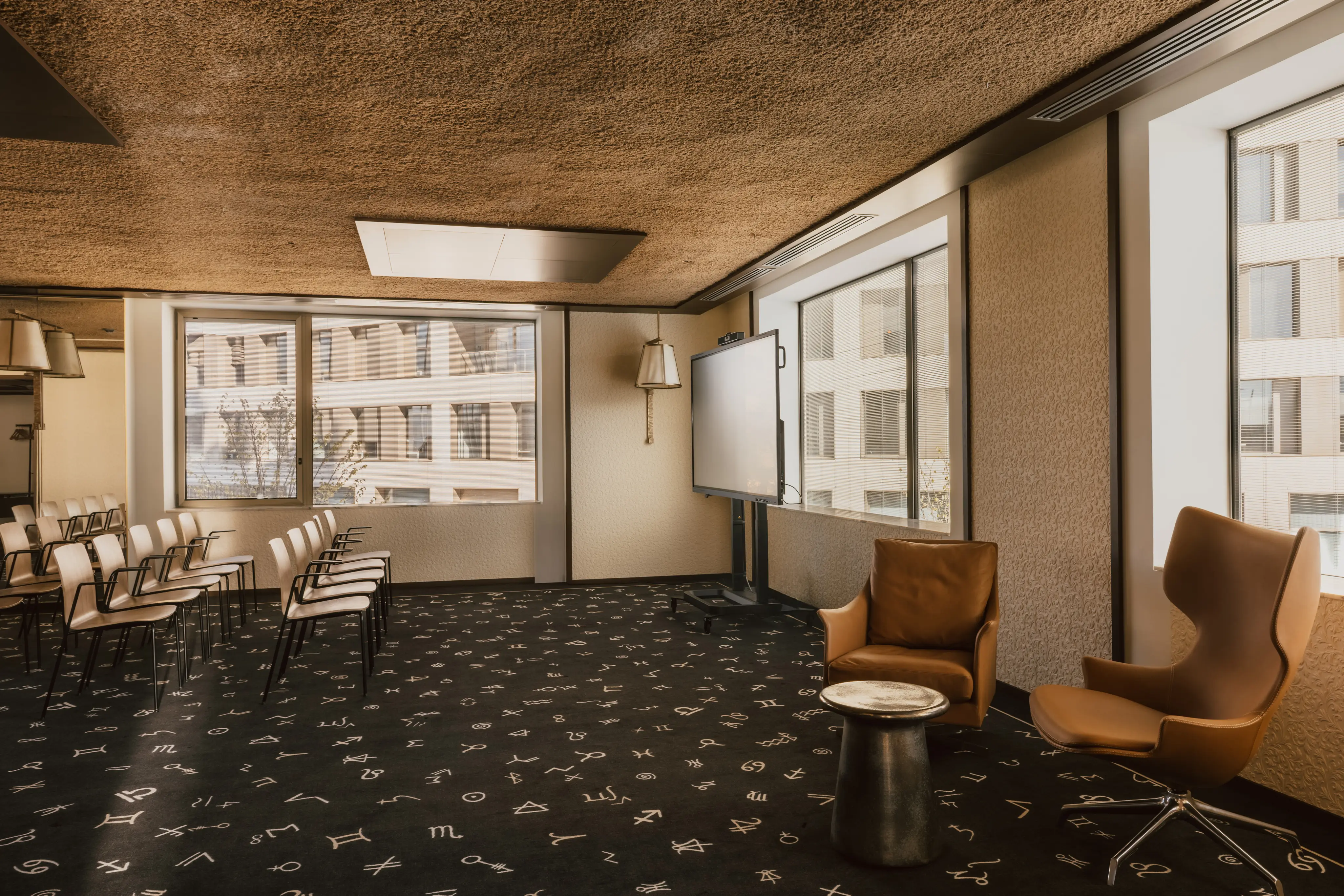 Maison Heler Metz, Curio Collection by Hilton 27