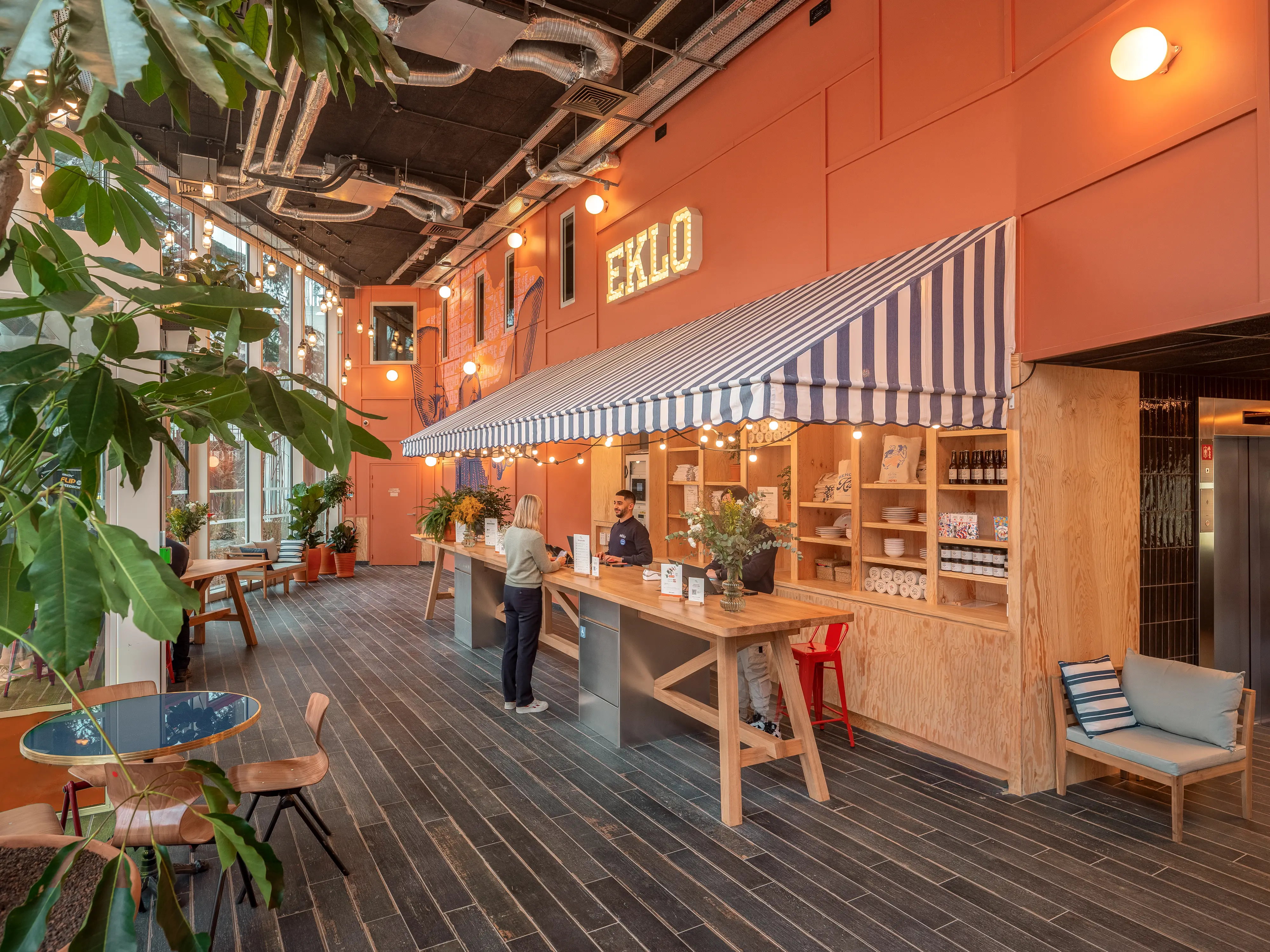 Eklo Hotel Paris Porte de Versailles 8
