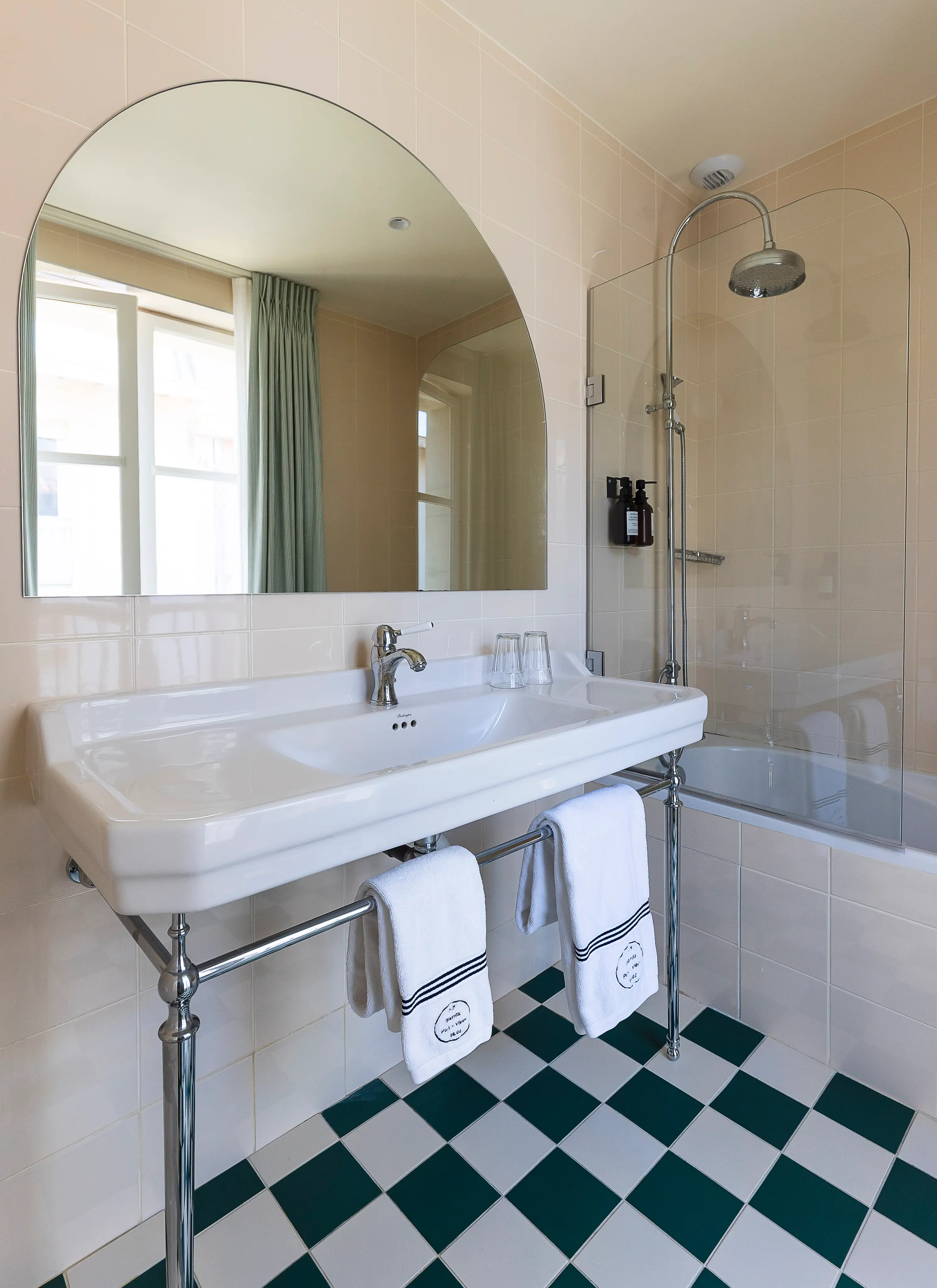 ALFRED HOTELS - Biarritz Port Vieux *** 4
