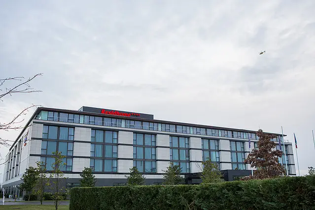 RESIDHOME SUITES PARIS SENART 3