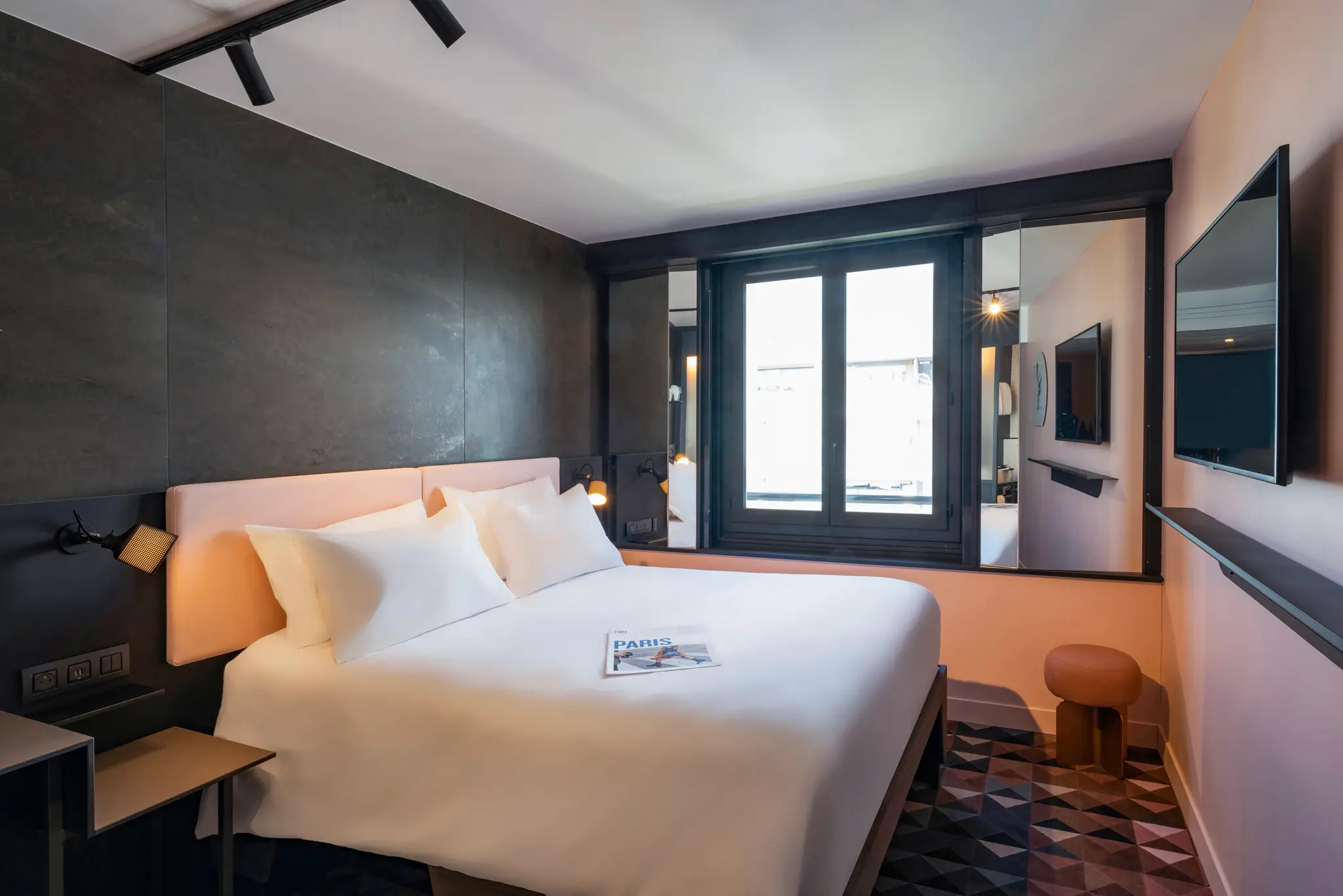 TRIBE Paris Batignolles 3