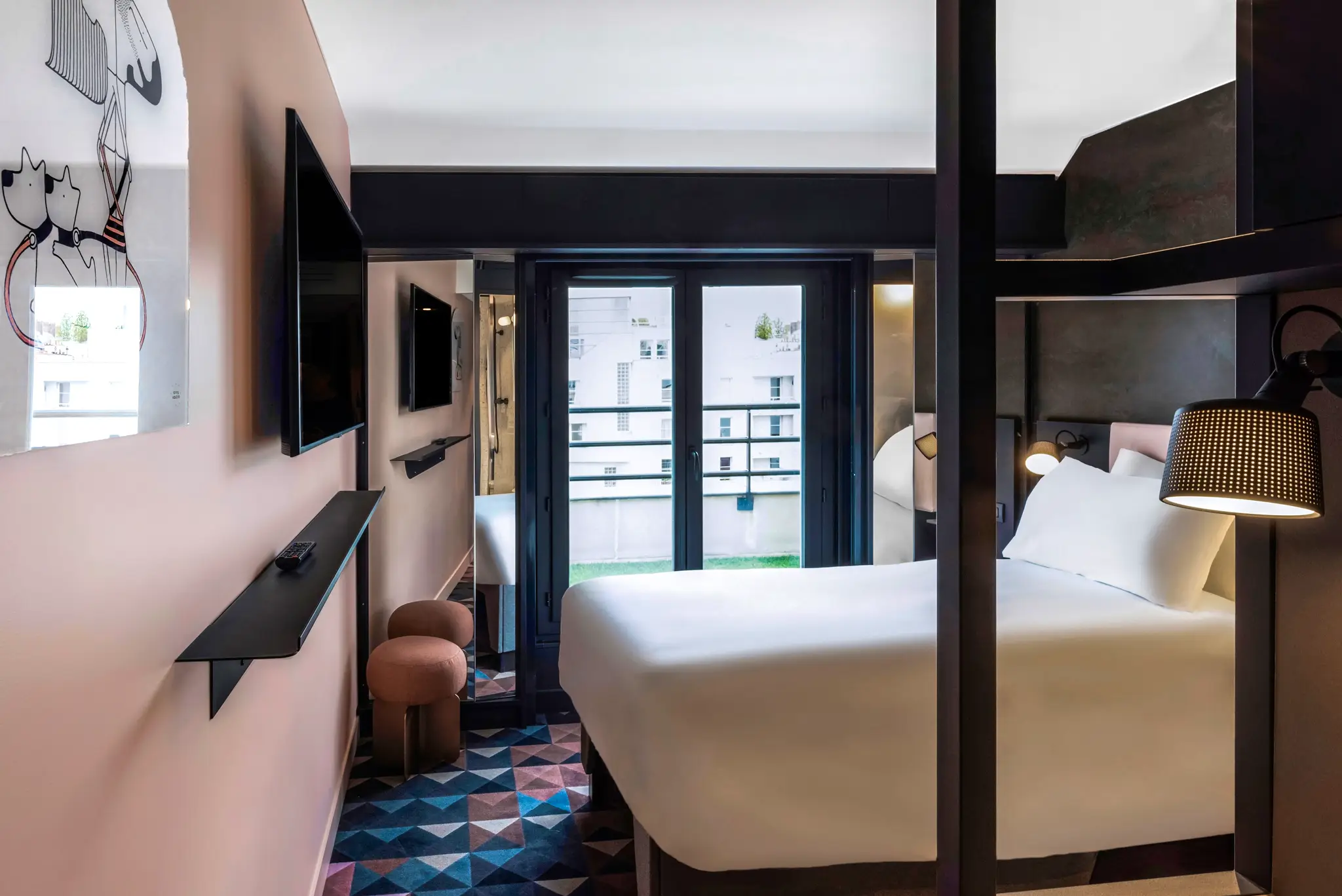 TRIBE Paris Batignolles 8