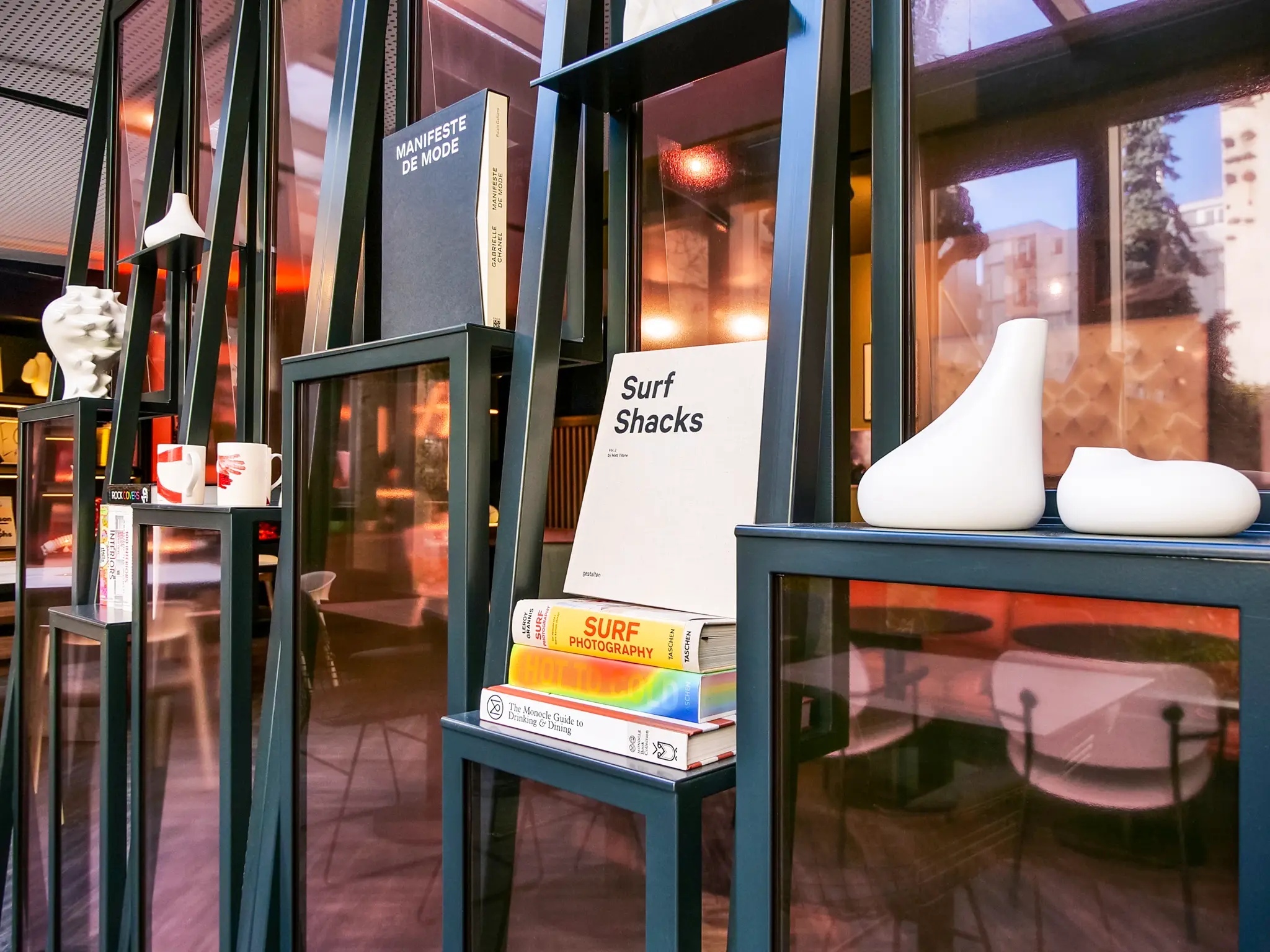 TRIBE Paris Batignolles 18