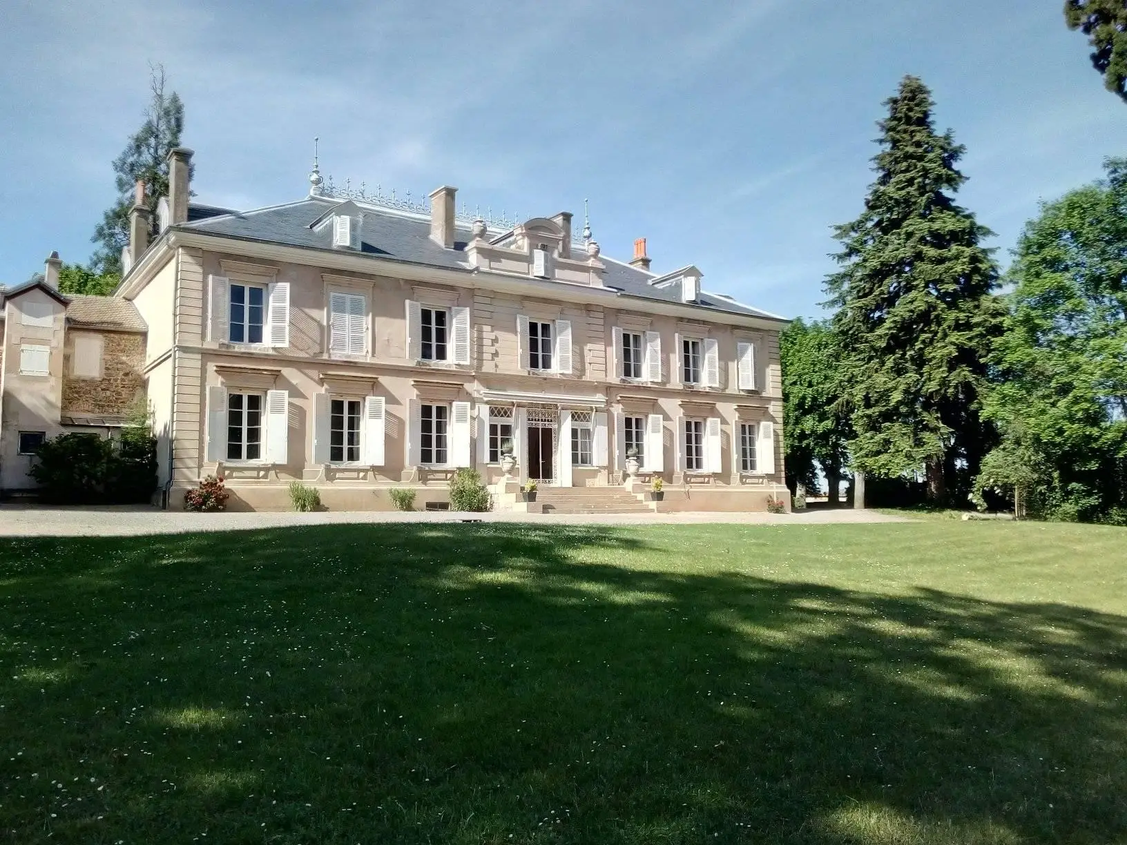 Château des Ravatys 17