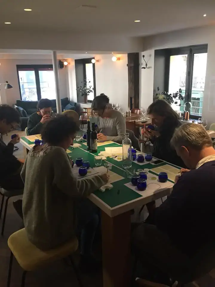 Atelier dégustation d'Huiles d'Olive 8