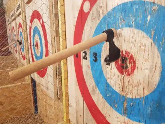 Initiation au lancer de hache 2
