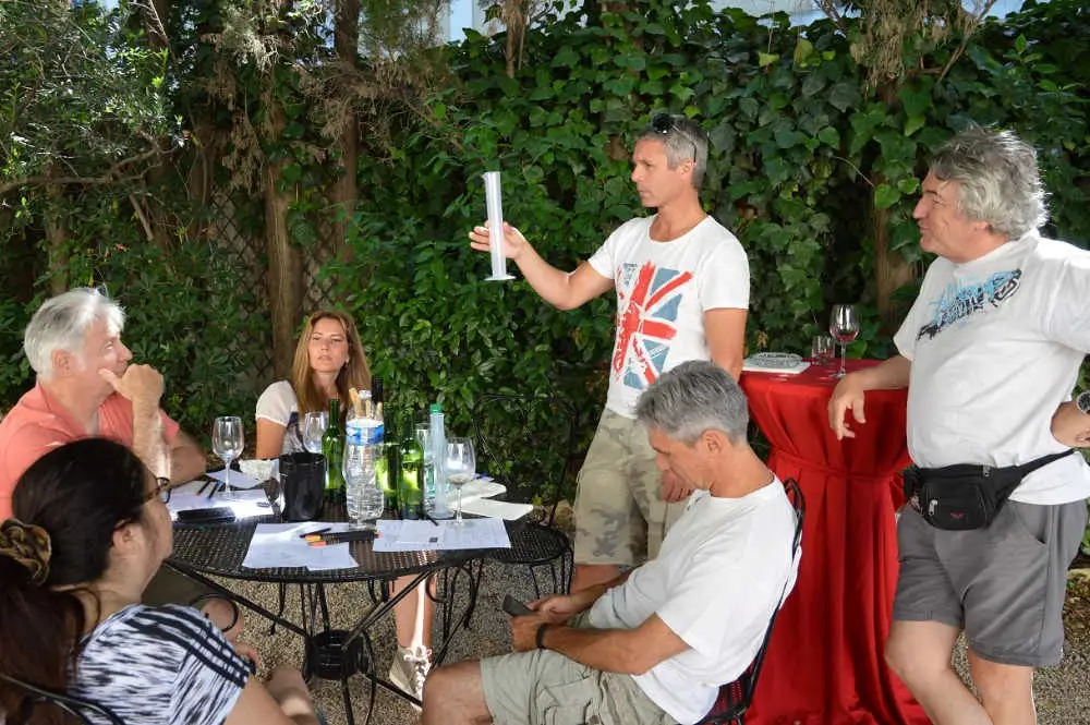 Atelier “Faites votre vin !” 4