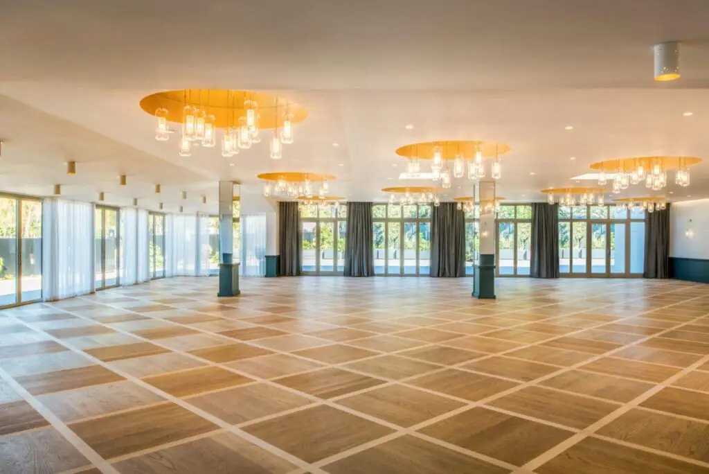 Le Pavillon des Princes 5