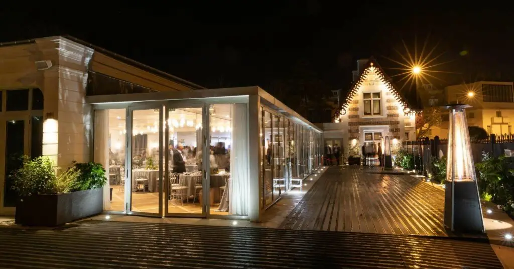 Le Pavillon des Princes 11