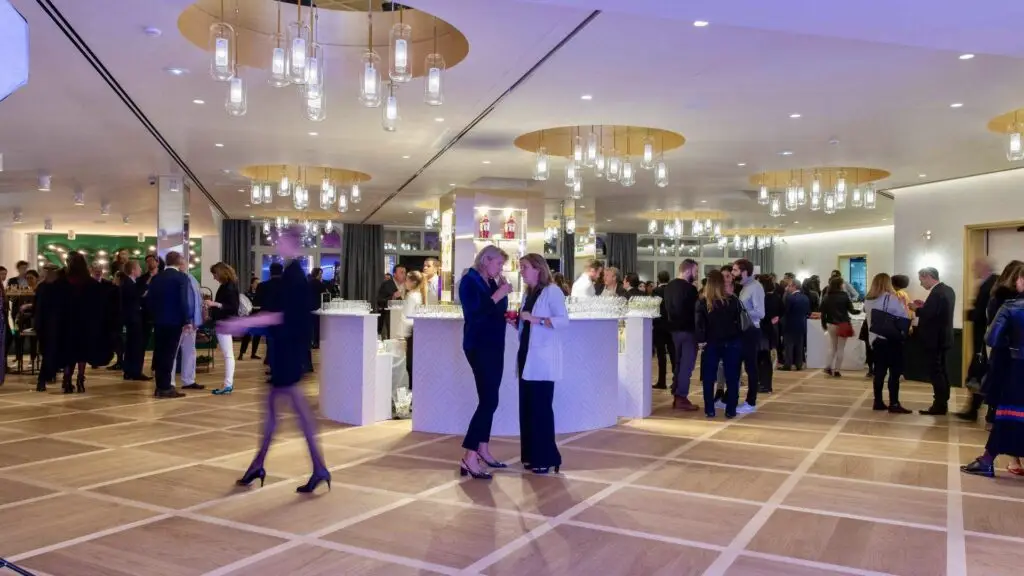Le Pavillon des Princes 12