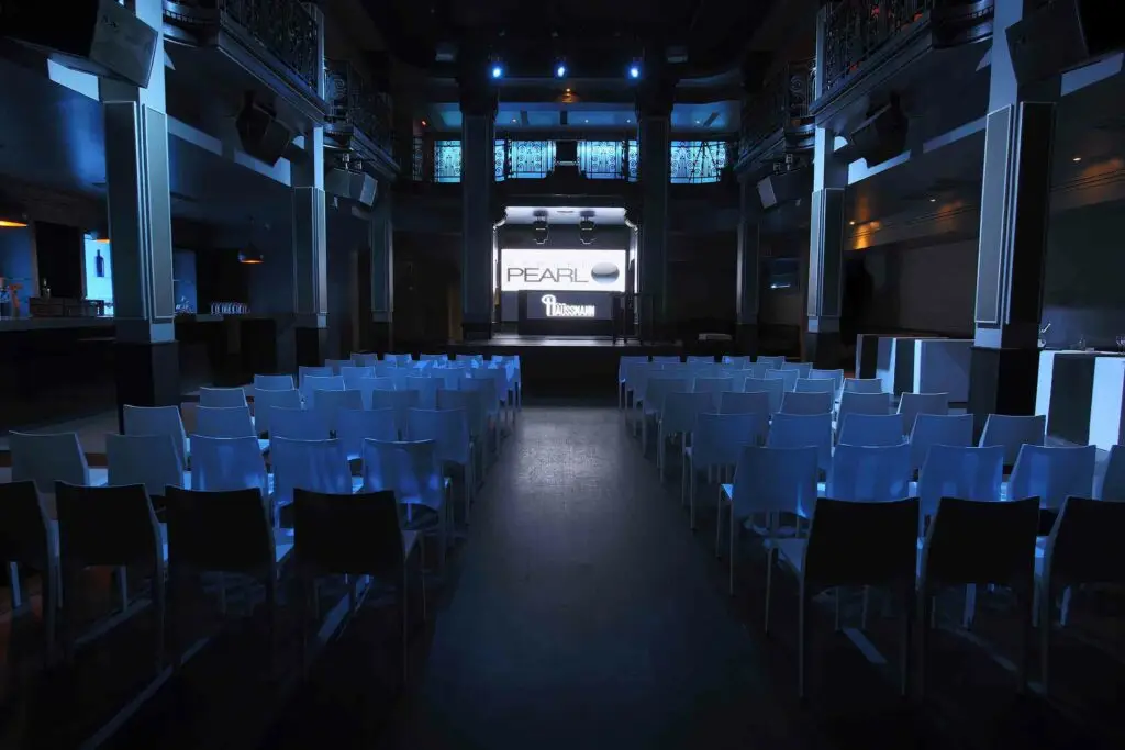 Club Haussmann 4