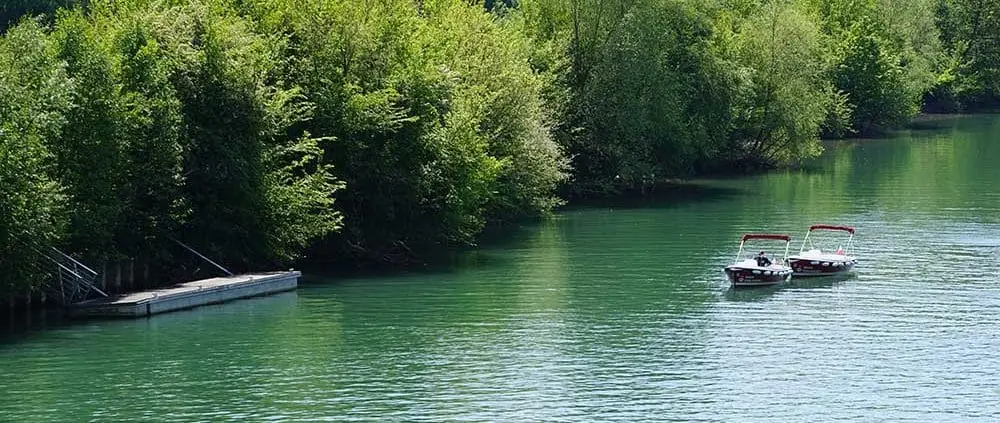 Chasse au Trésor en bateau électrique sans permis sur la Marne à Meaux 3