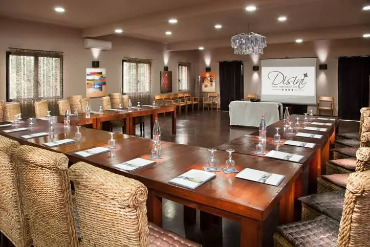 Disini Hôtel Restaurant & Spa 10