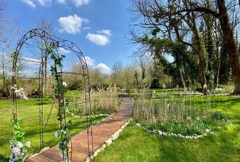 Domaine des Deux Tours 2