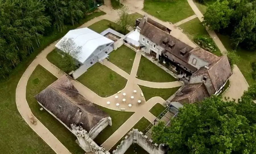 Domaine des Deux Tours 4