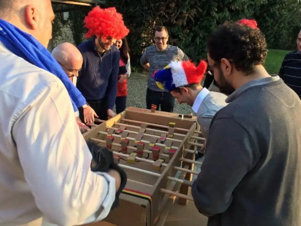 Défis : Construisez votre Baby-Foot 1