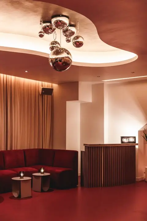 Studio Nellcote 8