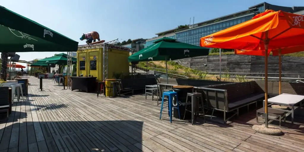 Le Café Oz Rooftop 7