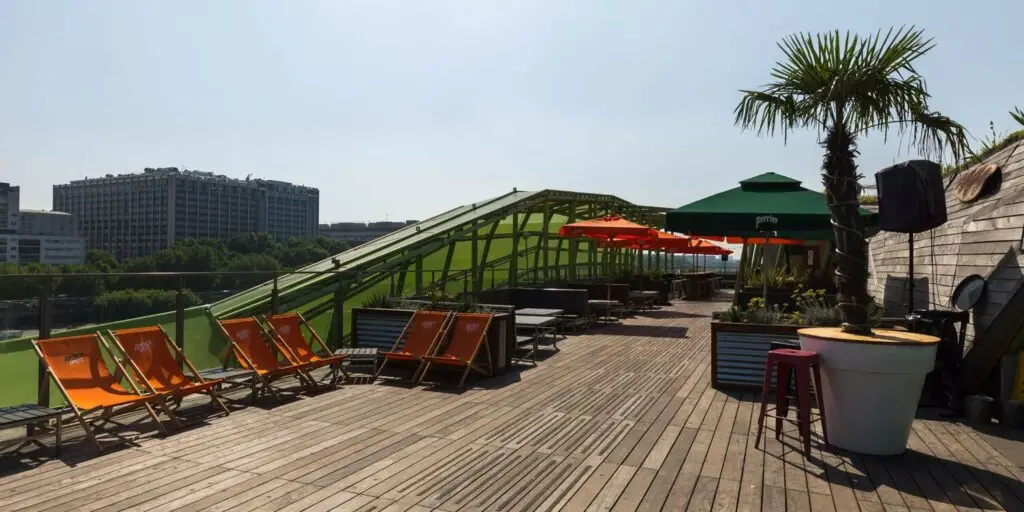 Le Café Oz Rooftop 8