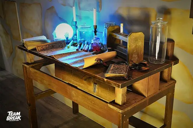 Escape Game - Magic School