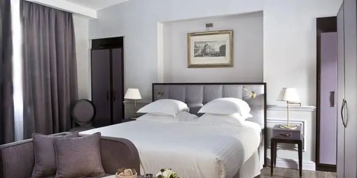 Hôtel de Sèze 8