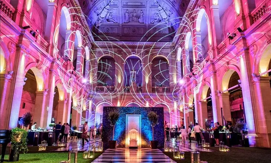 Le Palais de la Bourse