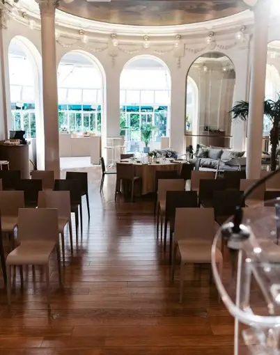 Le Pavillon Élysée Té 3