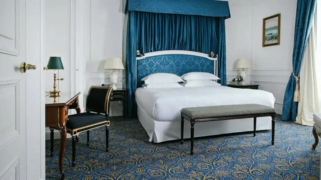 Hôtel du Palais Biarritz 8