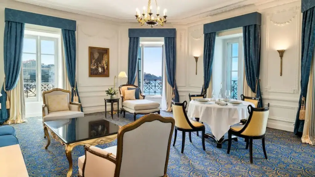 Hôtel du Palais Biarritz 10