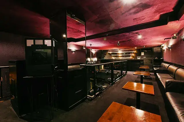 Le Scarlett 2