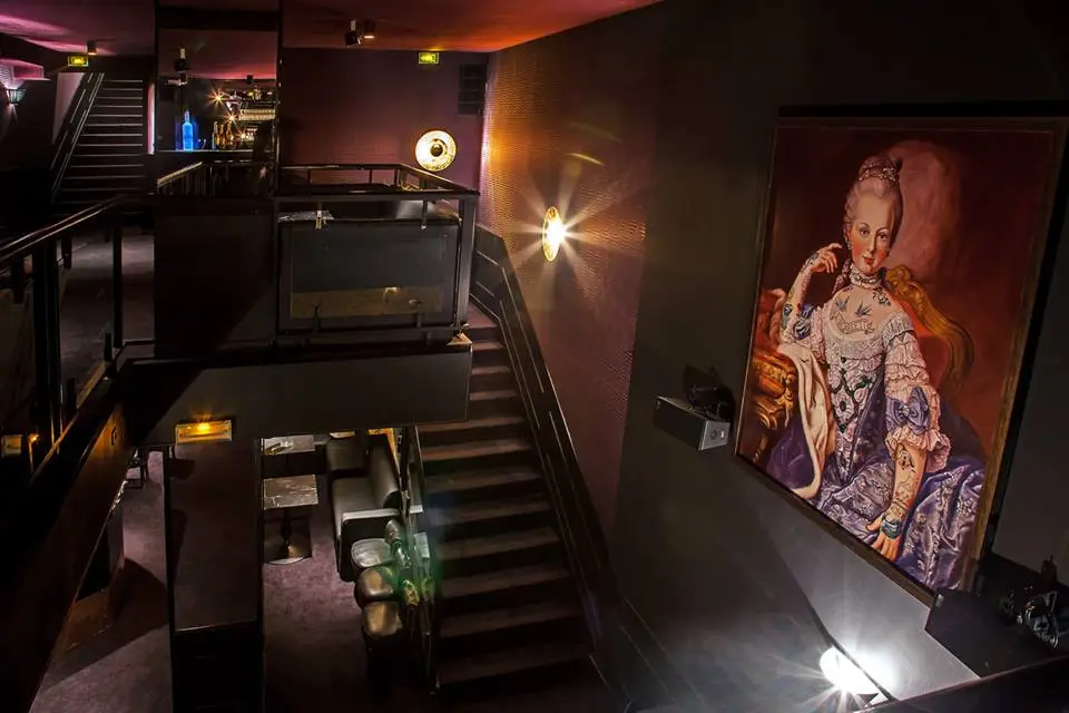 Le Scarlett 3