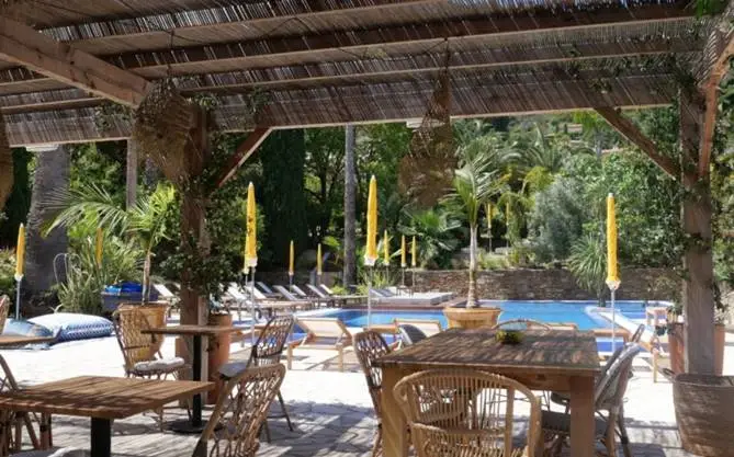 Hôtel La Piscine 3
