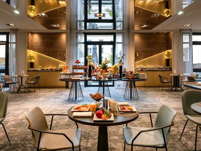 Hôtel Le Louis 2