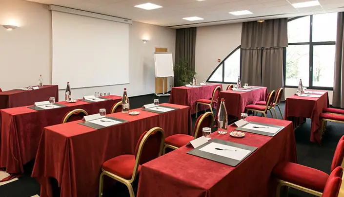 Hôtel Le Paddock 6