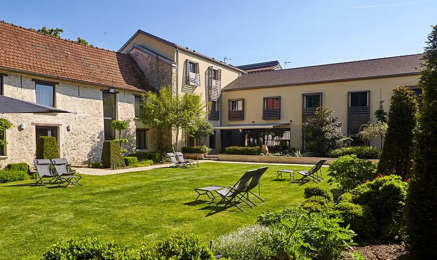 Hôtel Les Herbes Folles