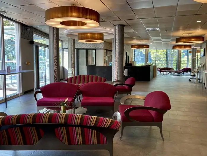 Spark by Hilton Lyon Ouest 4
